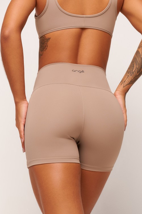 Short Marrom sem costura frontal