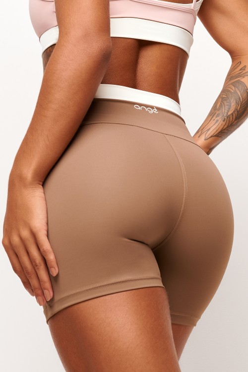 Short Hazel Harmonia